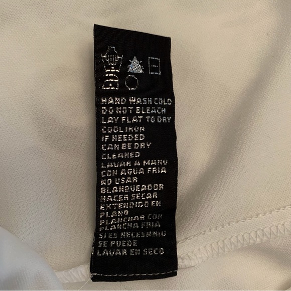 Scarlett white lace sleeveless dress w/attached sheer white chiffon cape.  NWOT. - Picture 11 of 12